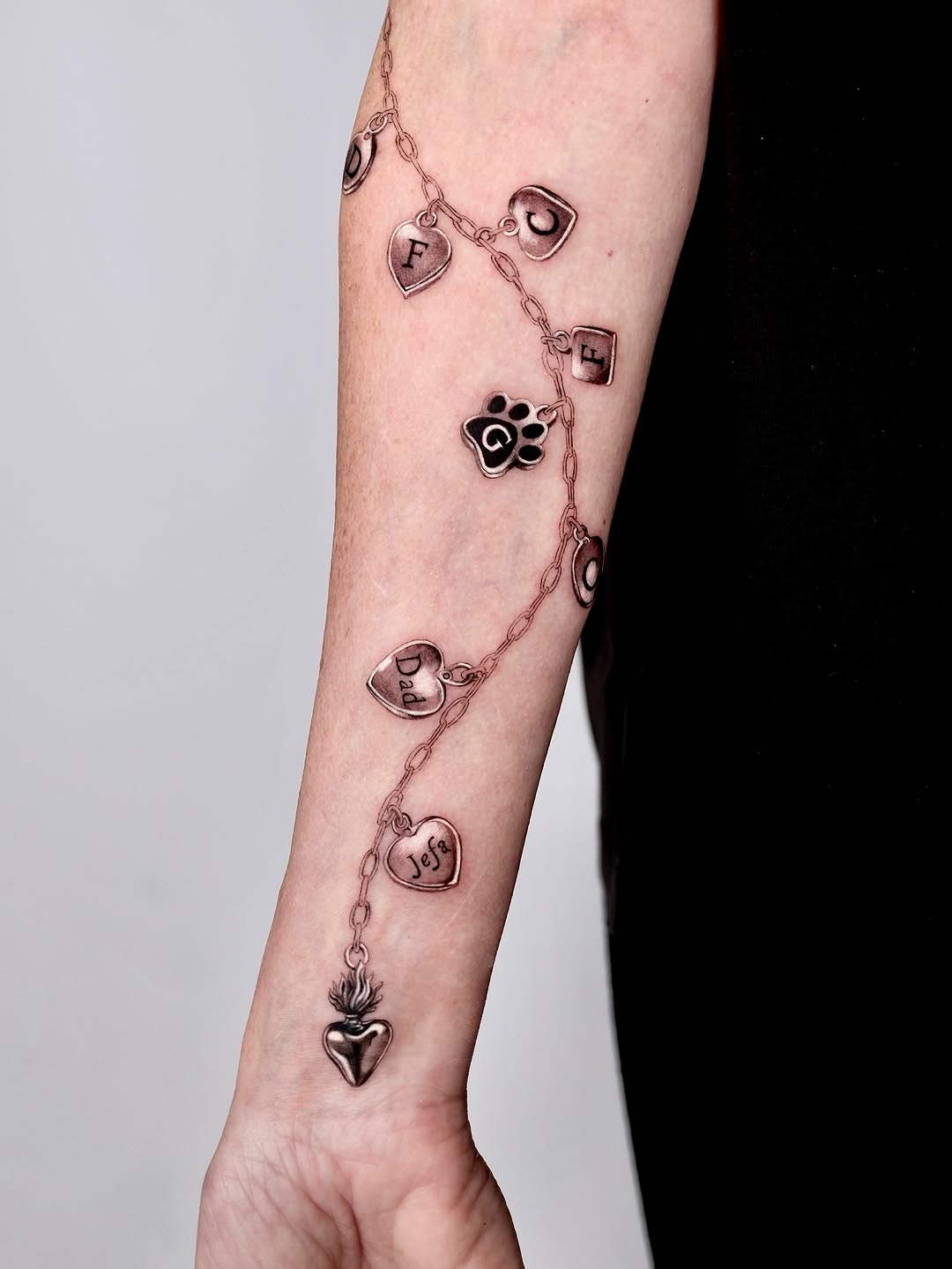 tattooer.ari