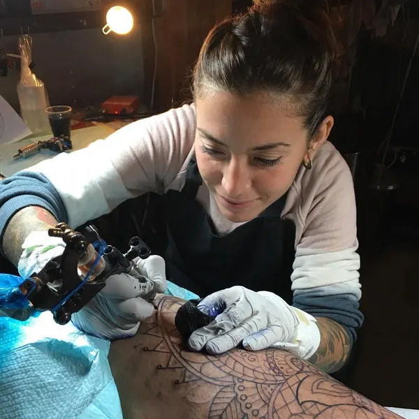 Full Circle Tattoo