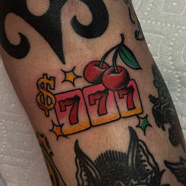 lindseebeetattoo