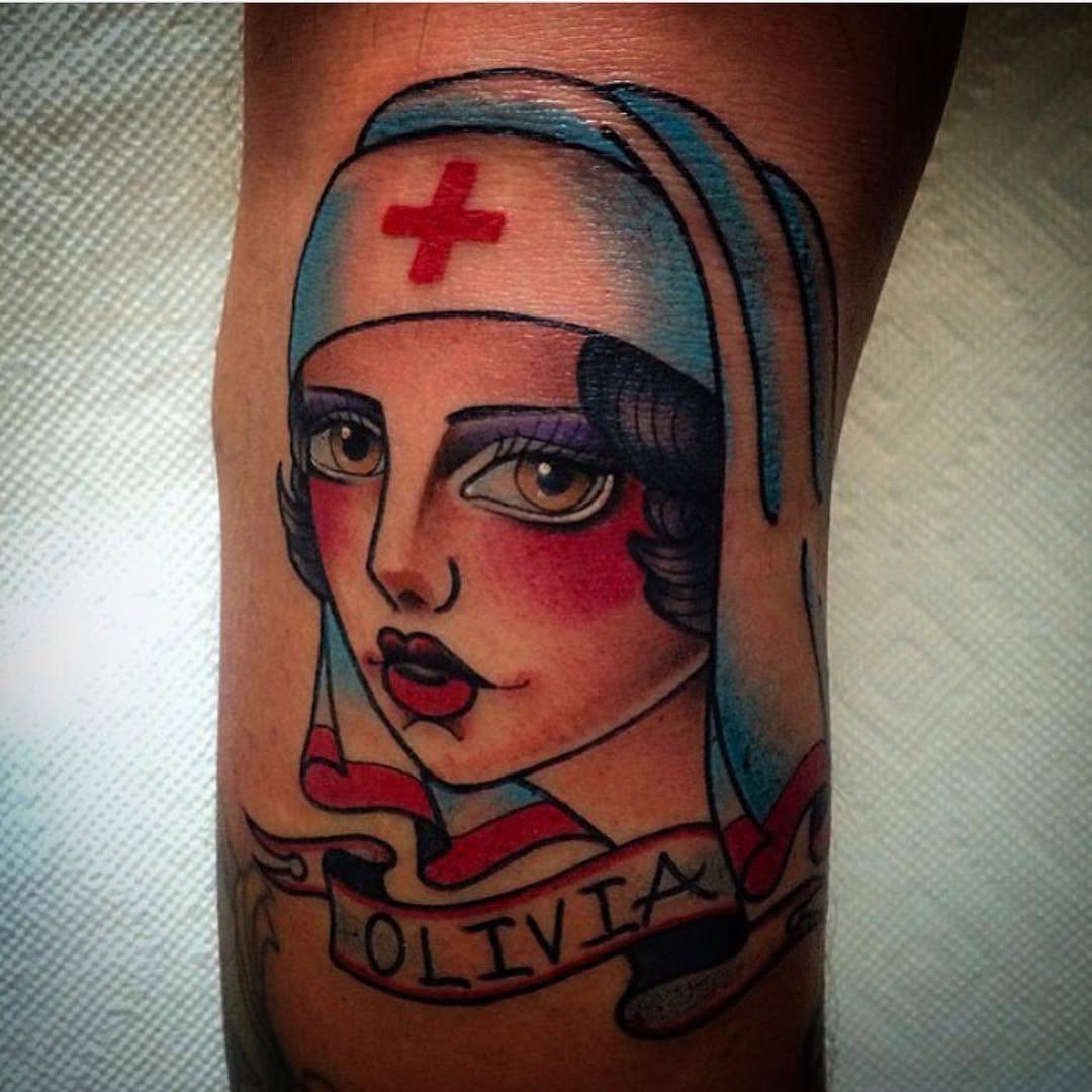 Full Circle Tattoo