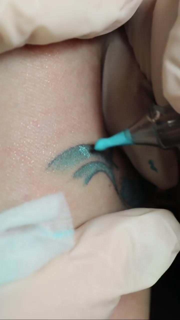 tattooist_toma