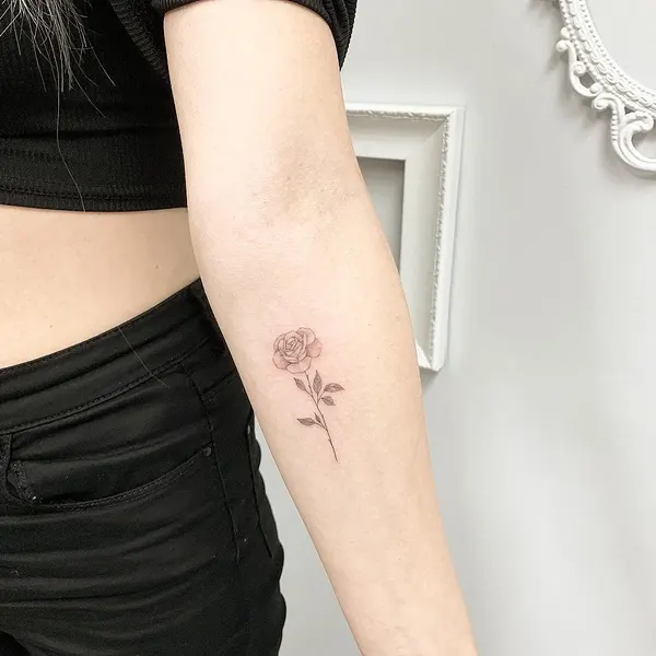 Flower, Lettering