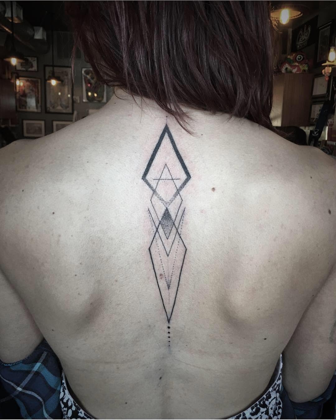 Full Circle Tattoo