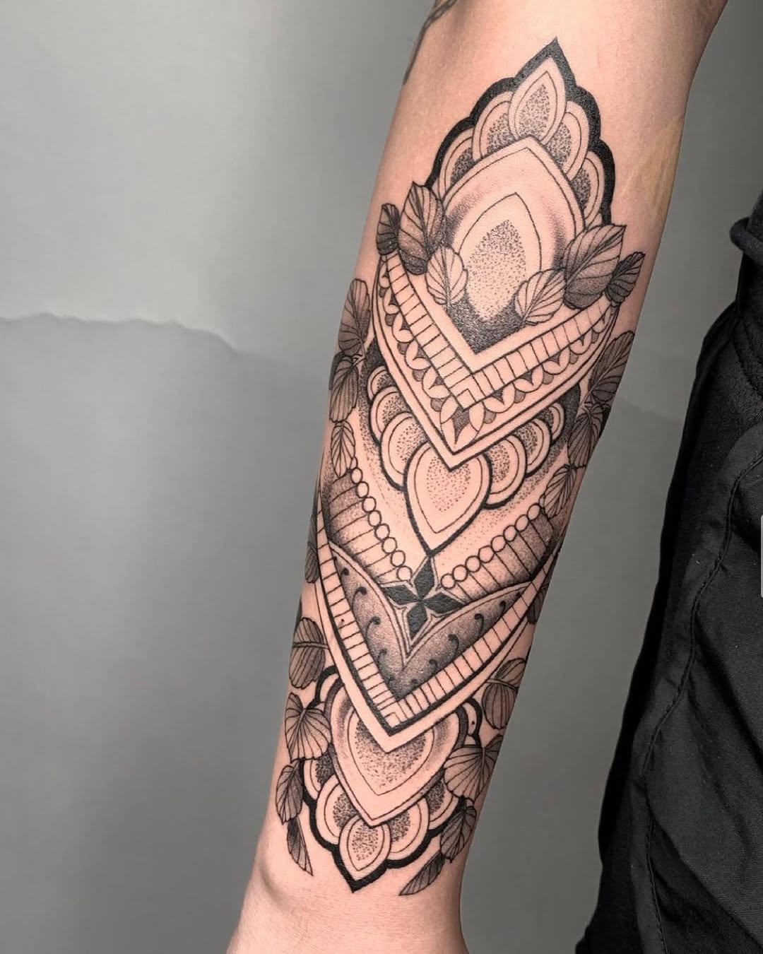 Full Circle Tattoo