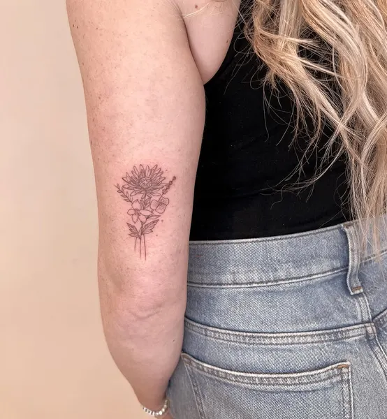 Flower, Lettering