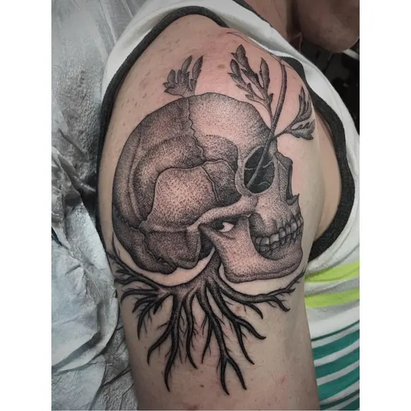 Full Circle Tattoo