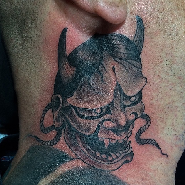 Full Circle Tattoo