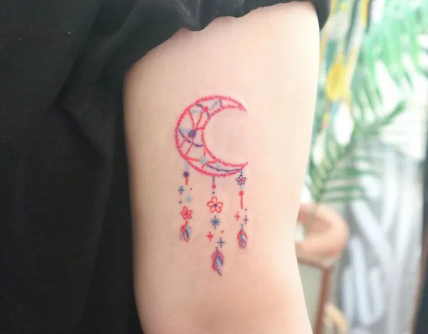 옴, 달, 별자리, 초승달, 달항아리, 차크라, 물병자리, 황소자리