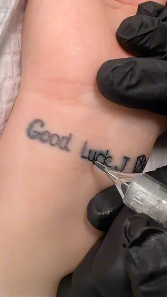 tattooist_arar