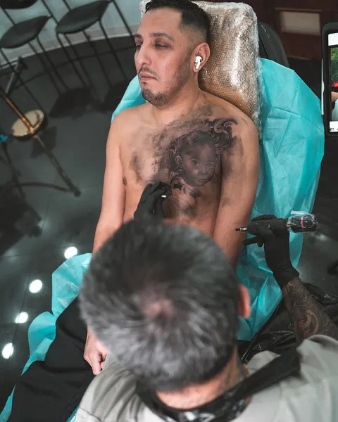 Robert Pho