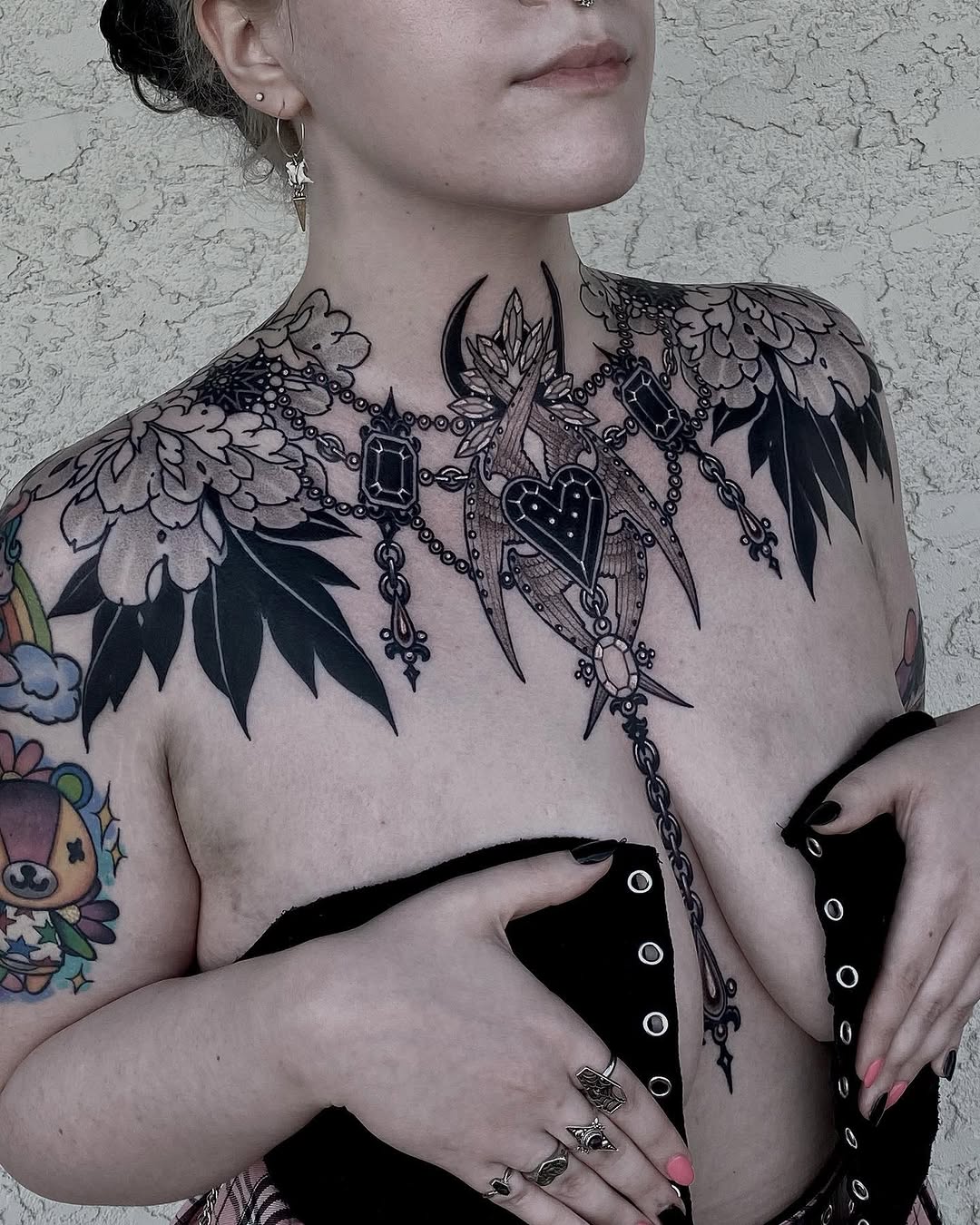 black_casket