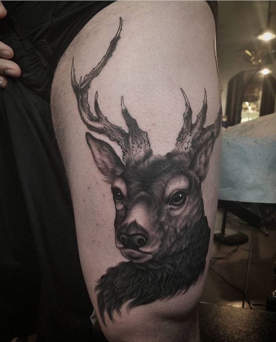 Full Circle Tattoo