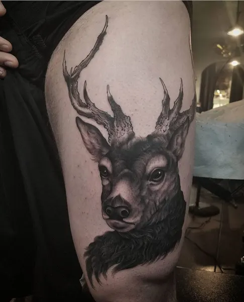 Full Circle Tattoo