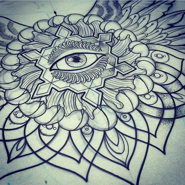 Full Circle Tattoo