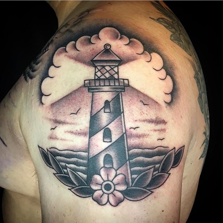 Full Circle Tattoo