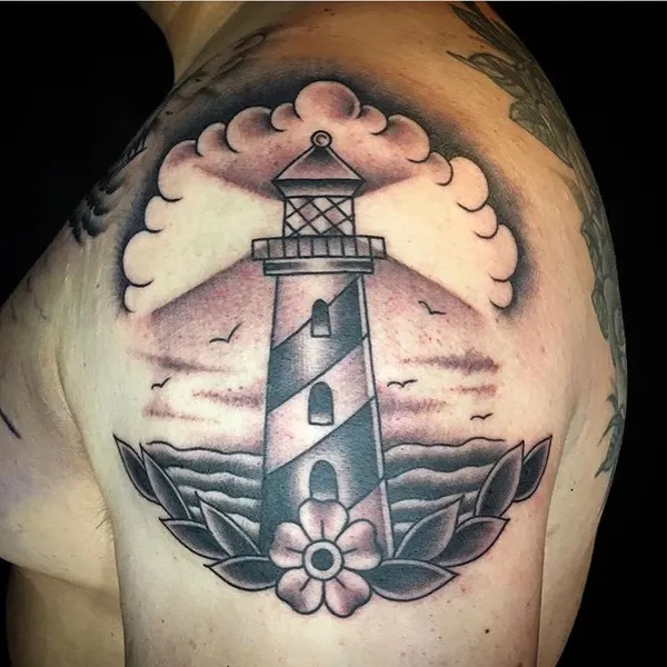 Full Circle Tattoo