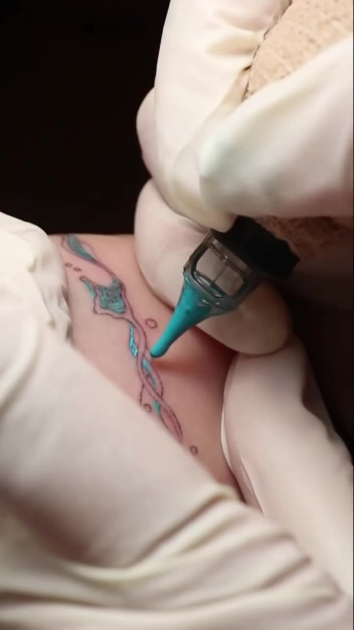 tattooist_toma