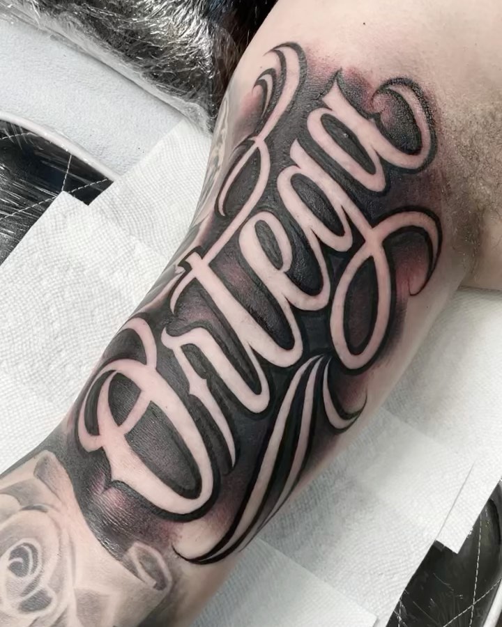 Lettering