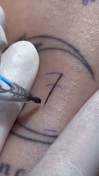 tattooist_arar