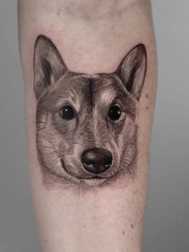 lewis.tattoo
