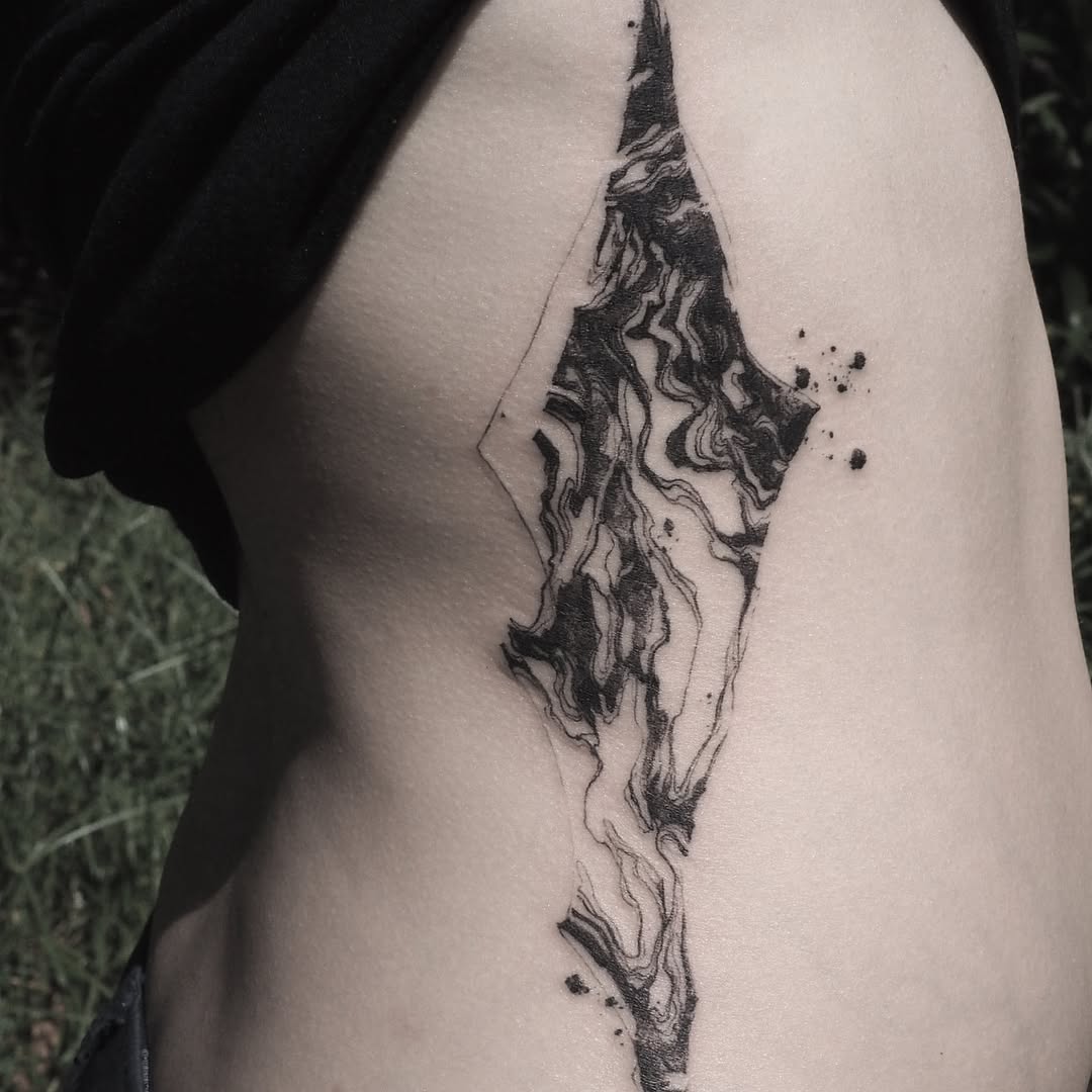 tattooer_nadi