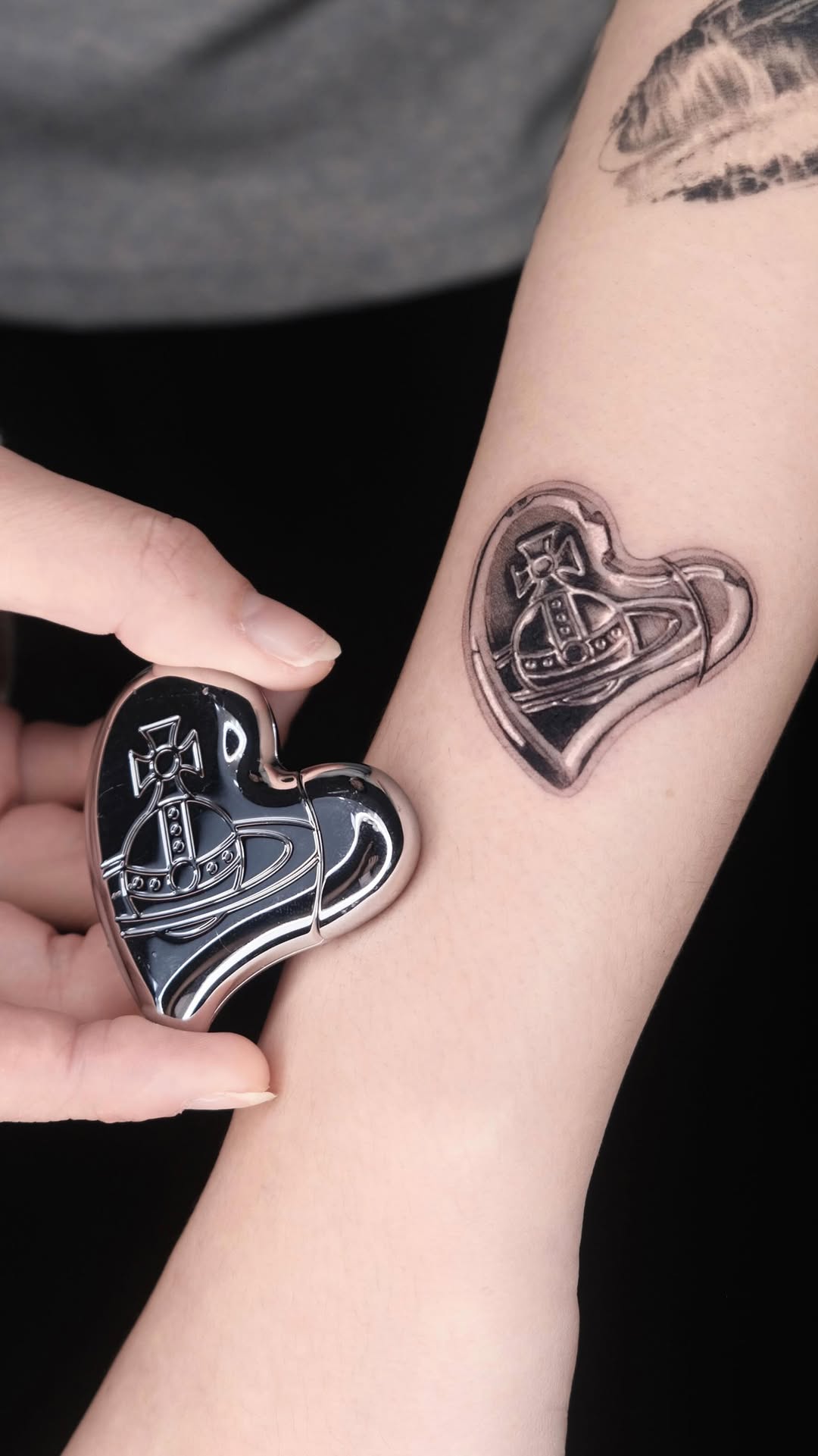 40.tatt