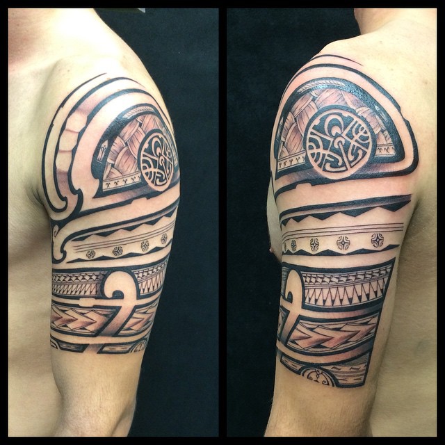 Ink and Dagger Tattoo