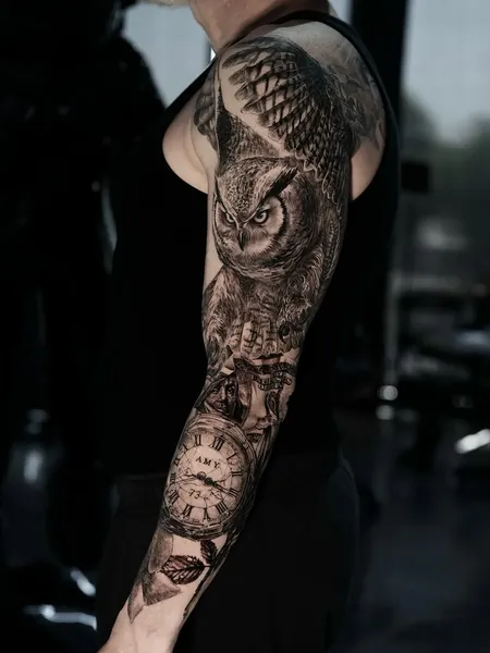 tattooist_bk
