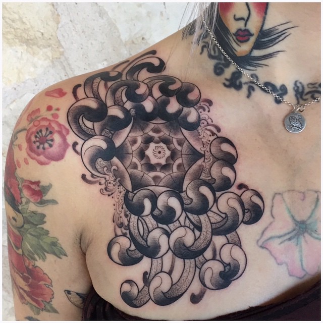 Full Circle Tattoo
