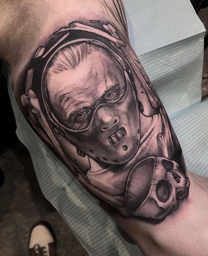 Ink and Dagger Tattoo