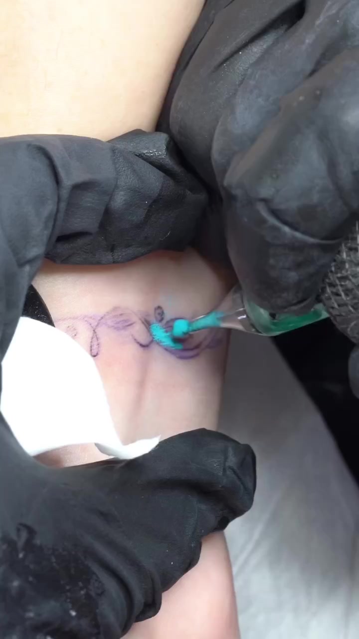 tattooist_toma