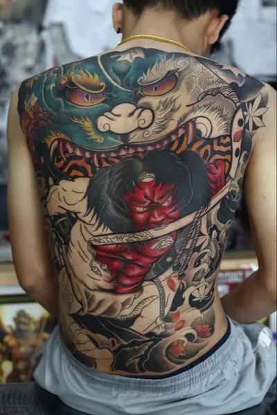 900+ ý tưởng hay nhất về Samurai tattoo trong 2026